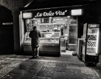 Helmut May - Allein unter Vielen