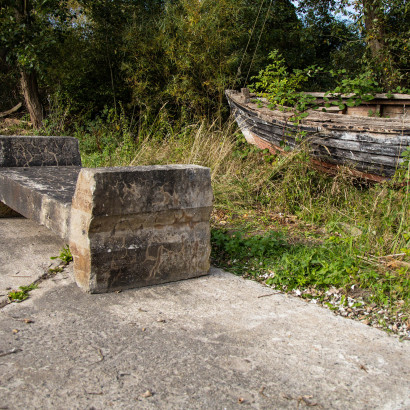 Ehemalige Landebahn mit Betonblockade P&uuml;ttnitz