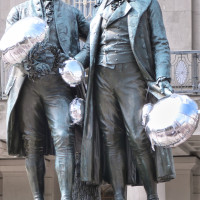 Goethe und Schiller mit DEKO