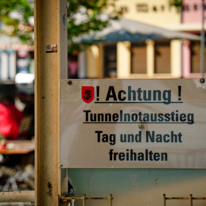 Hier geht es in den Untergrund