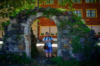 Regnet es, Alexander?