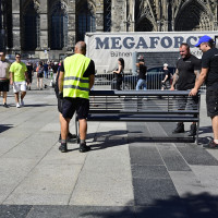 vier bankraeuber am koelner dom