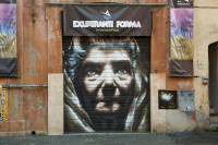 May &uuml;ppige formen extreme sch&ouml;nheit