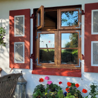 Das Fenster im Künstlergarten in Ahrenshoop